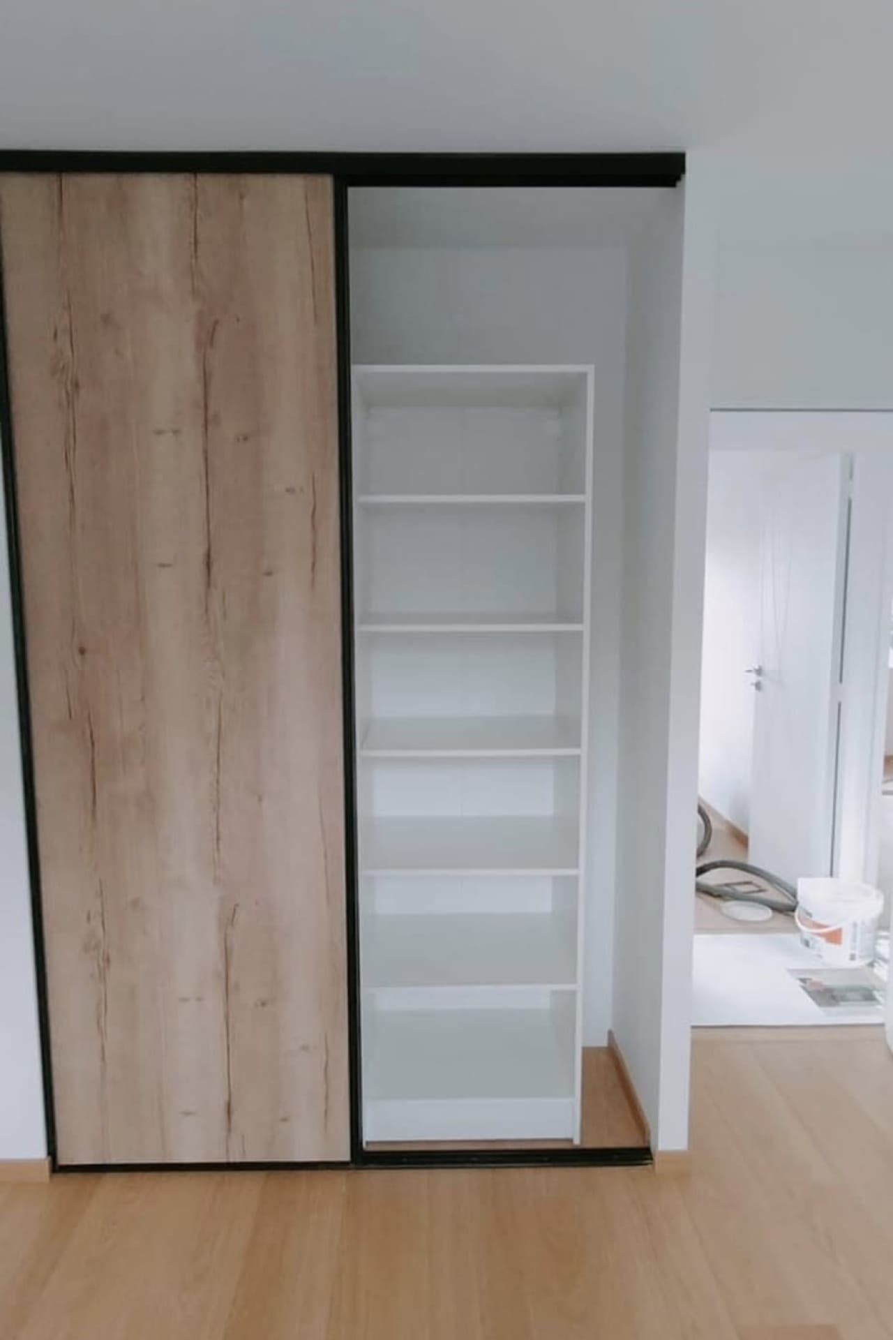 Peinture chambre bleu marine